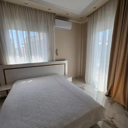 Black And White * Кавала