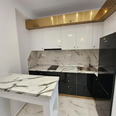 Black And White Διαμέρισμα