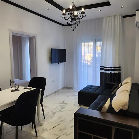 Διαμέρισμα Black And White *